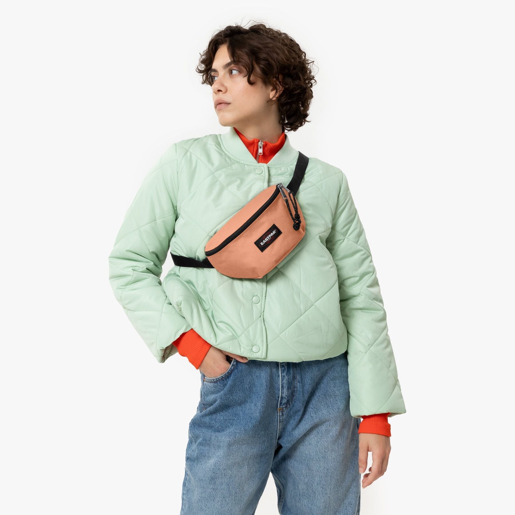 EASTPAK SPRINGER Silk Peach Övtáska EK0000744K31 - 1