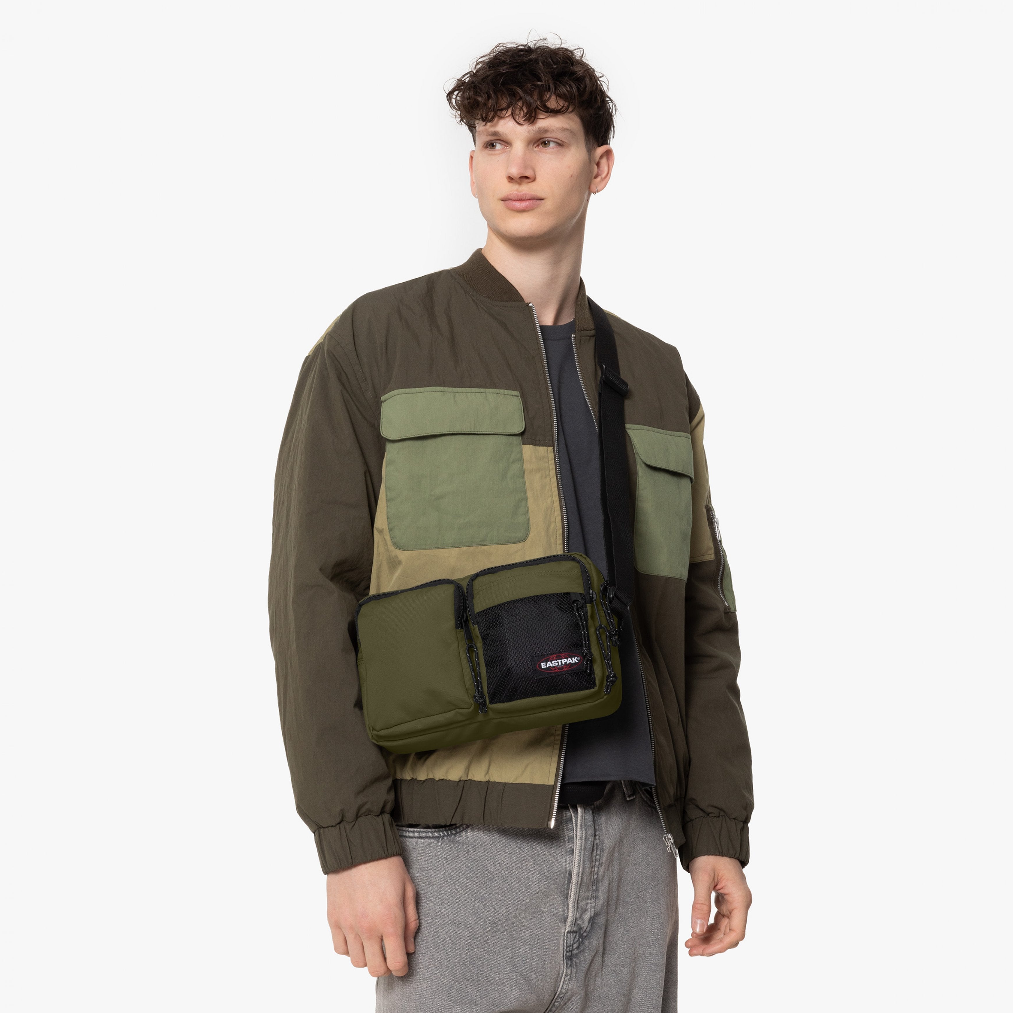 EASTPAK DOUBLE CROSSBODY Dark Grass Oldaltáska EK0A5BKXG551 - 5