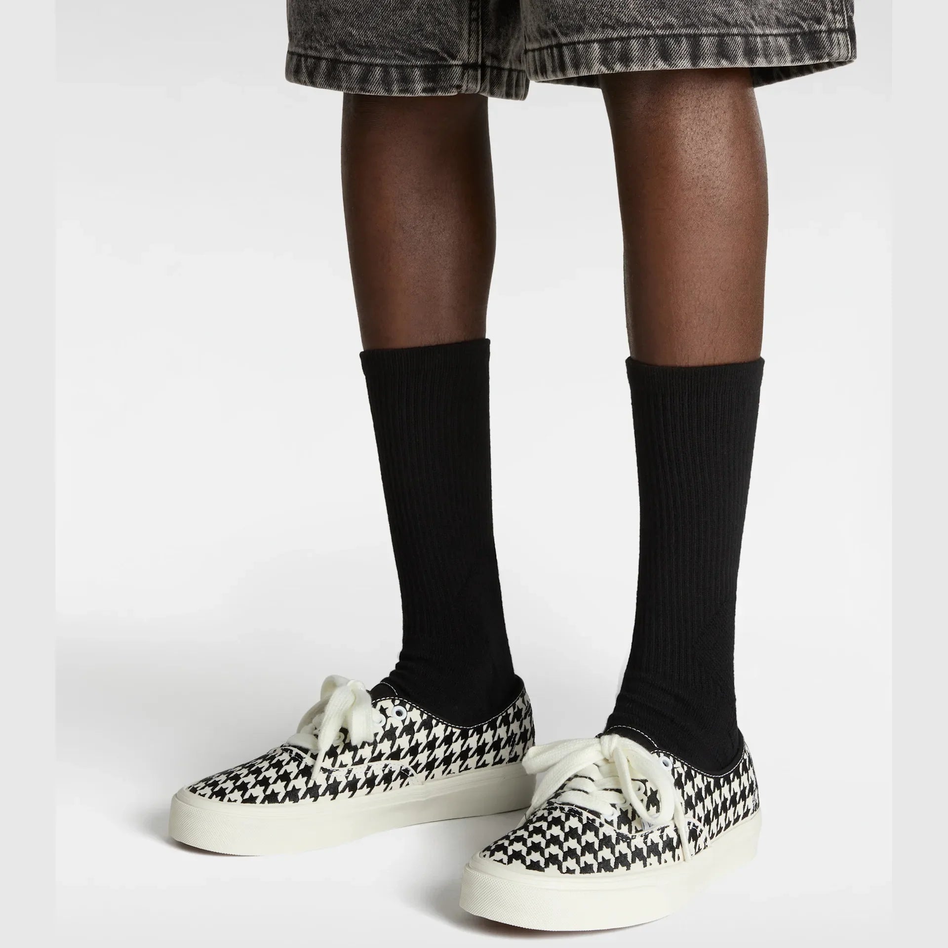 VANS Authentic HOUNDSTOOTH WHITE/BLACK Cipő kép 5