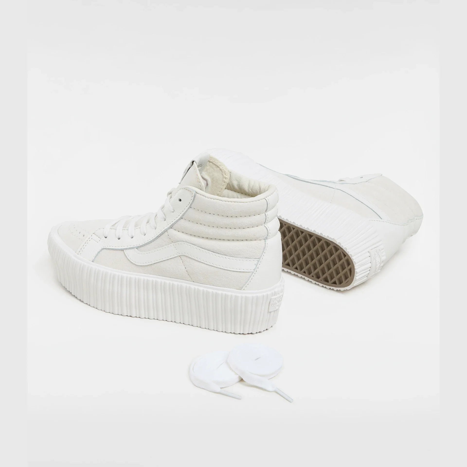 VANS Sk8-Hi Reissue 38 Platform LX SUEDE/LEATHER Ivory Cipő kép 3