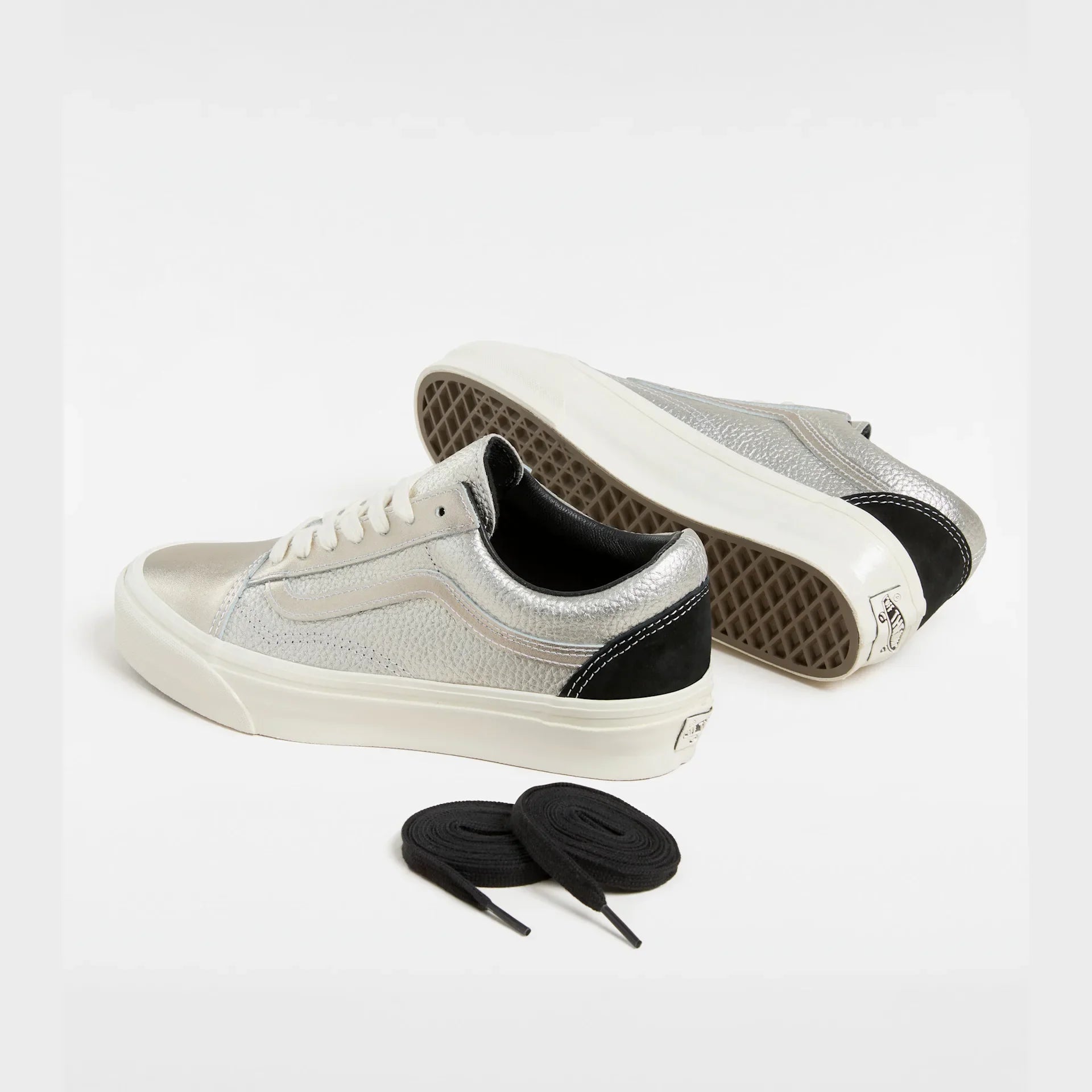 VANS LX Old Skool LX PRECIOUS MEDALS SILVER Cipő kép 3