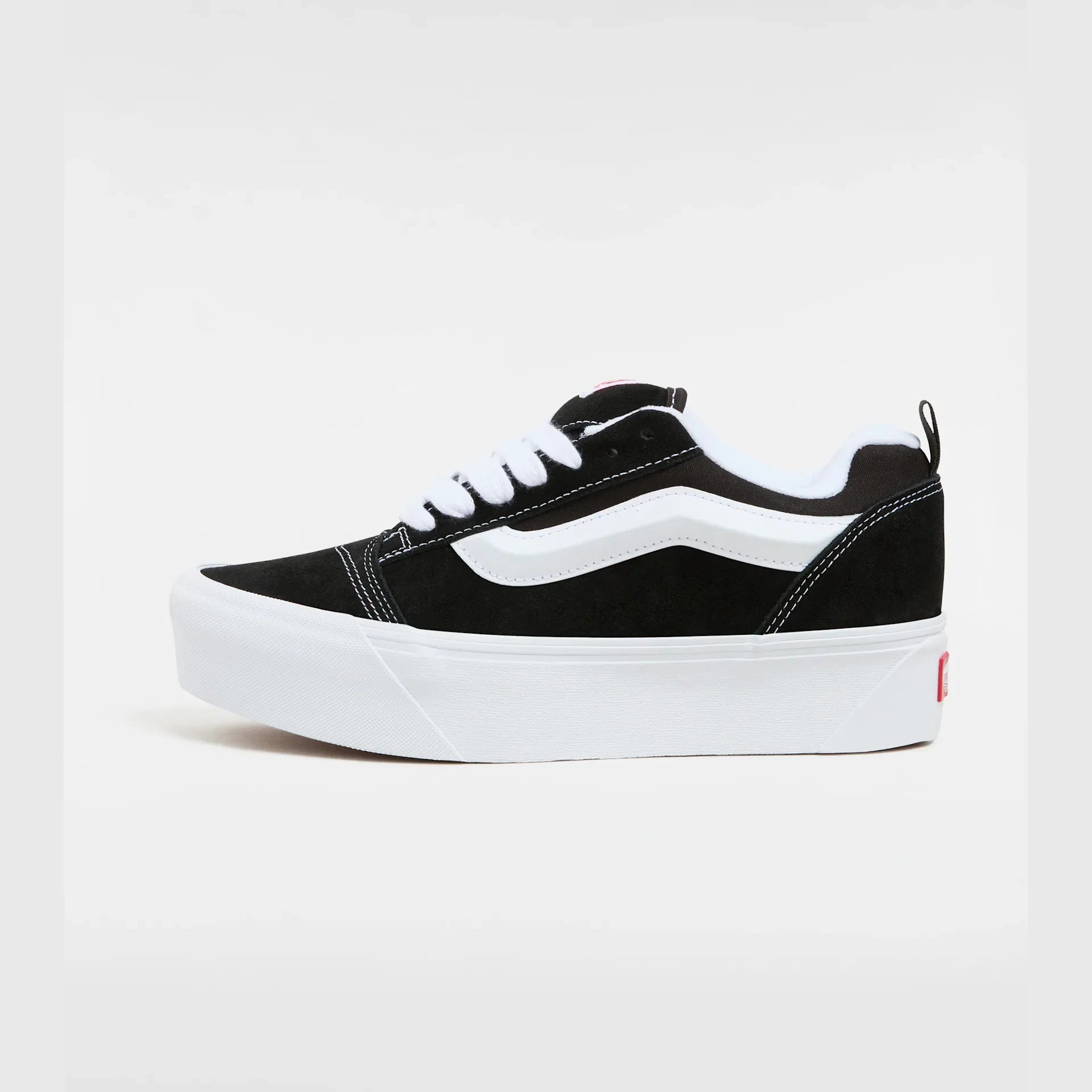 VANS Knu Stack Black/True White Cipő kép 7