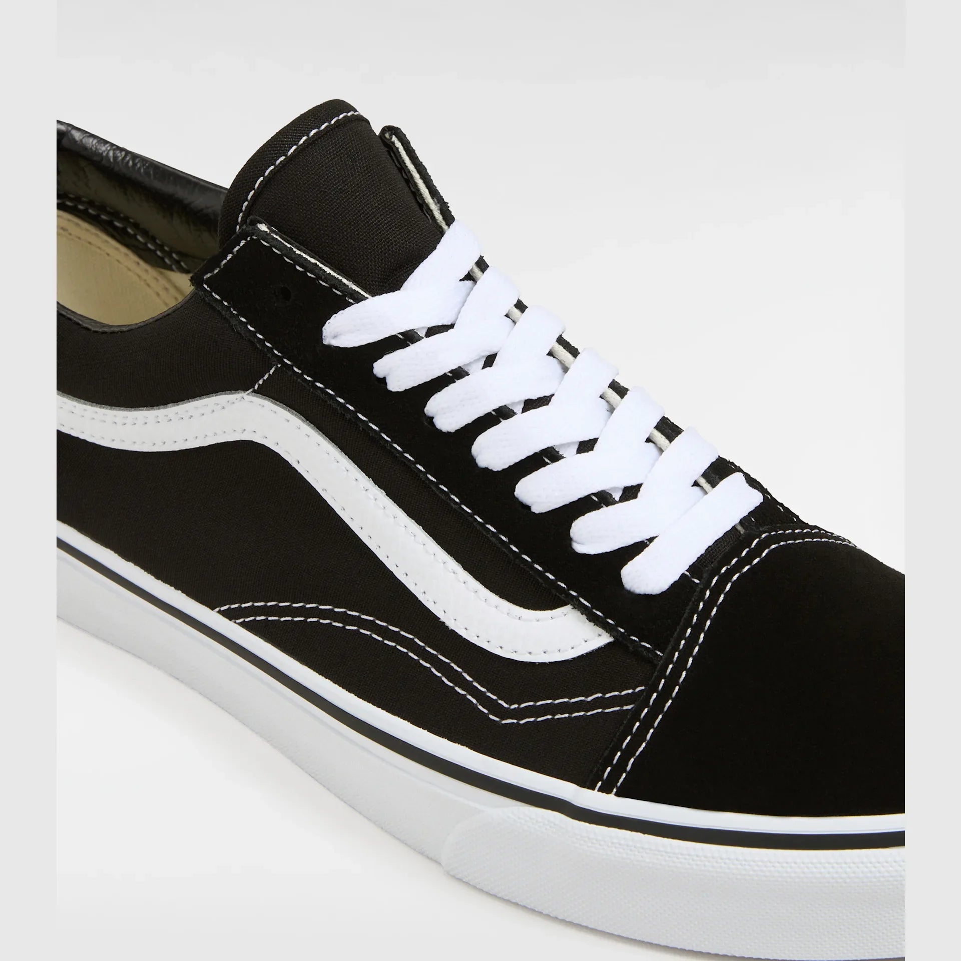 VANS UA Old Skool Black/White Cipő kép 5
