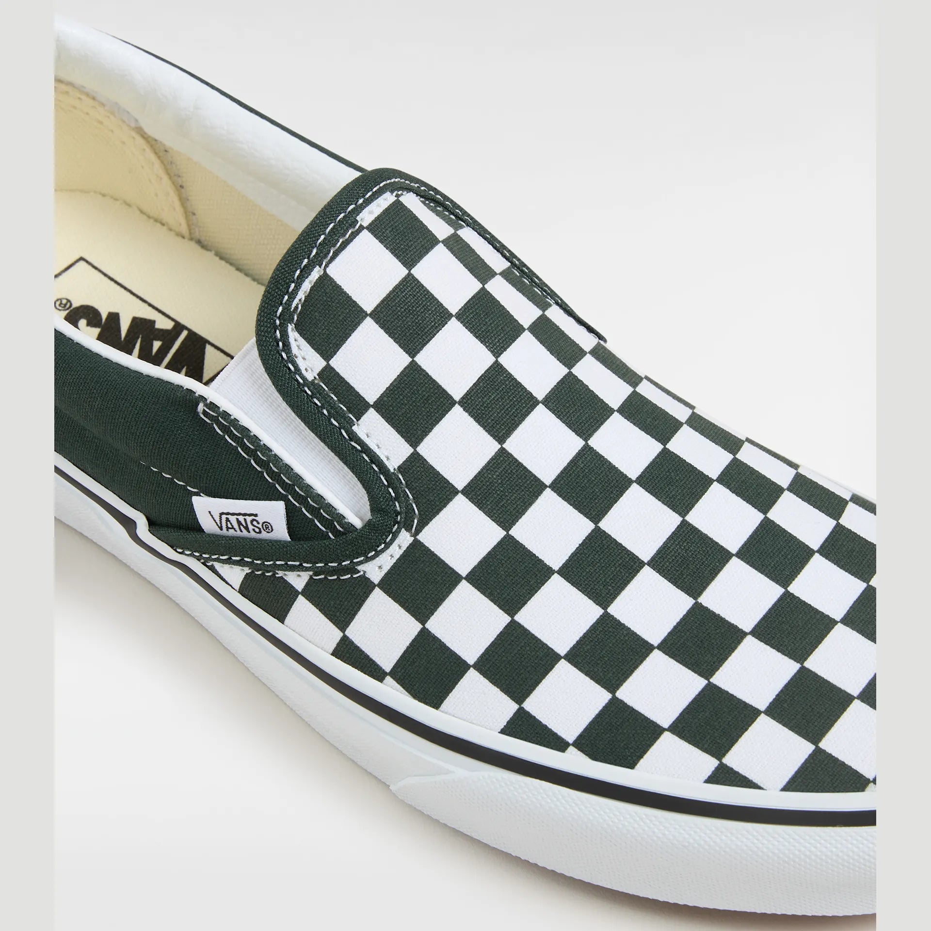 VANS Classic Slip-On COLOR THEORY CHECKERBOARD Scarab Cipő kép 4