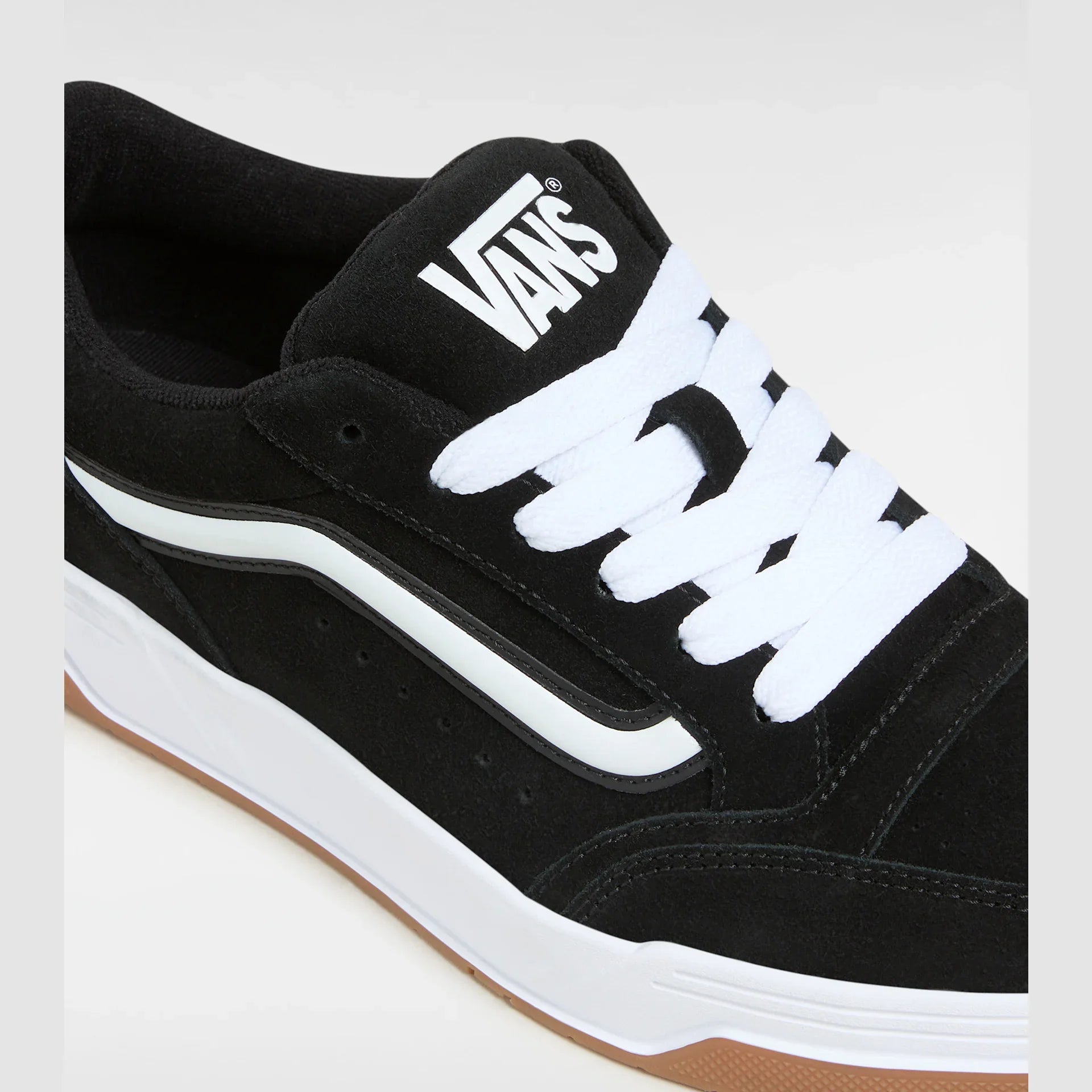 VANS Hylane BLACK/WHITE/GUM Cipő kép 4
