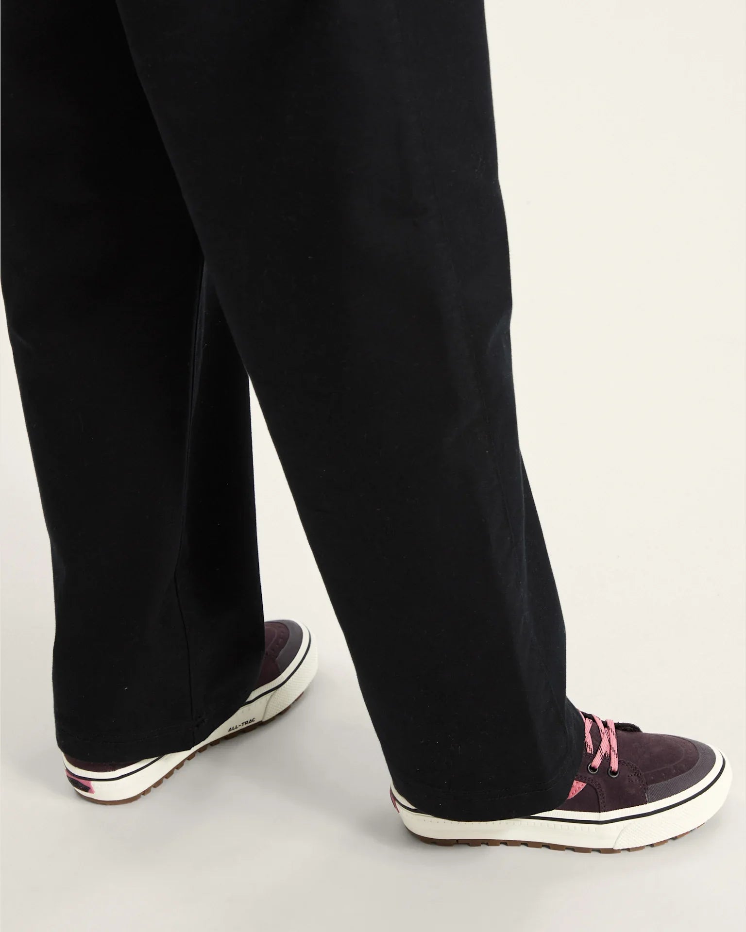 VANS MTE Sk8-Hi Waterproof Insulated PORT/BLACK Cipő kép 5
