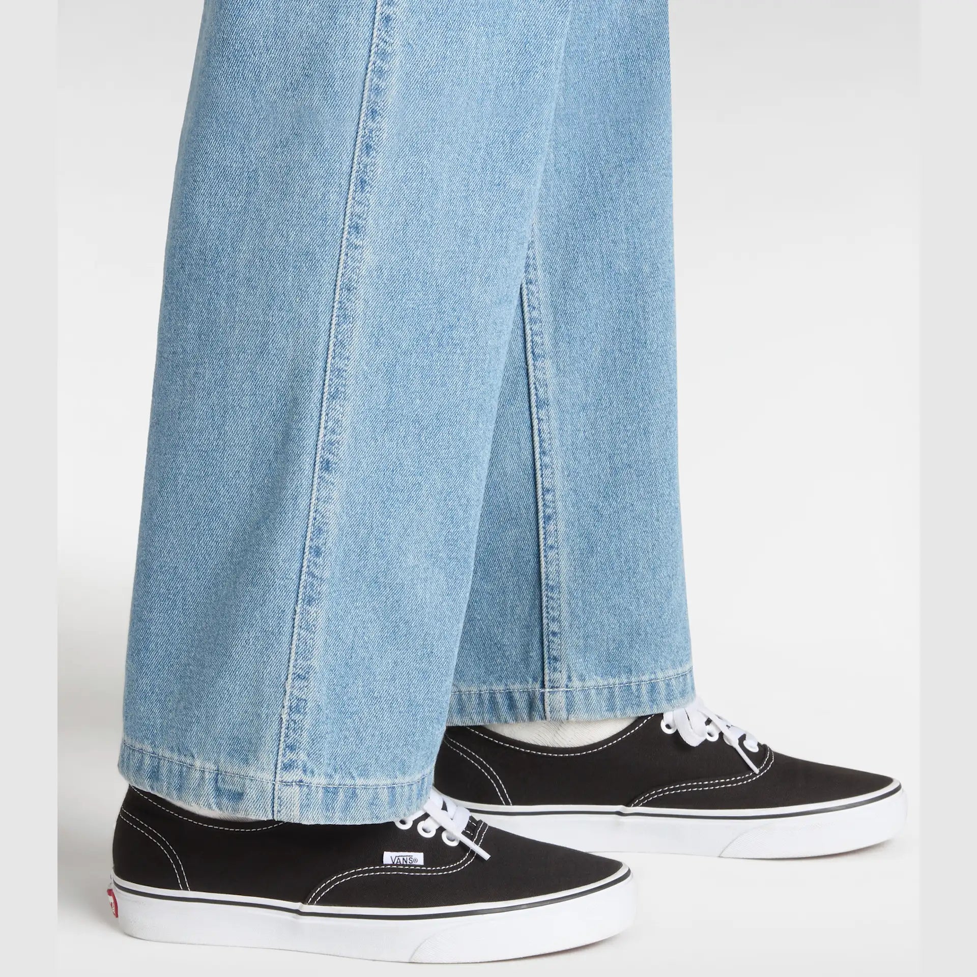 VANS UA Authentic Black Cipő kép 6