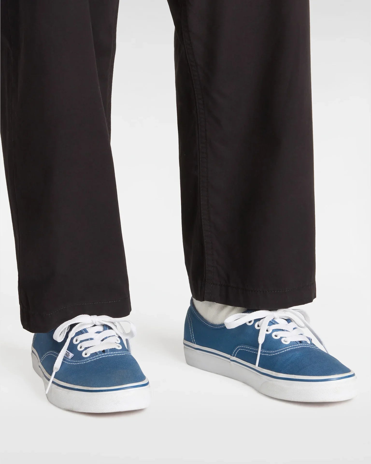 VANS UA Authentic Navy Cipő kép 6