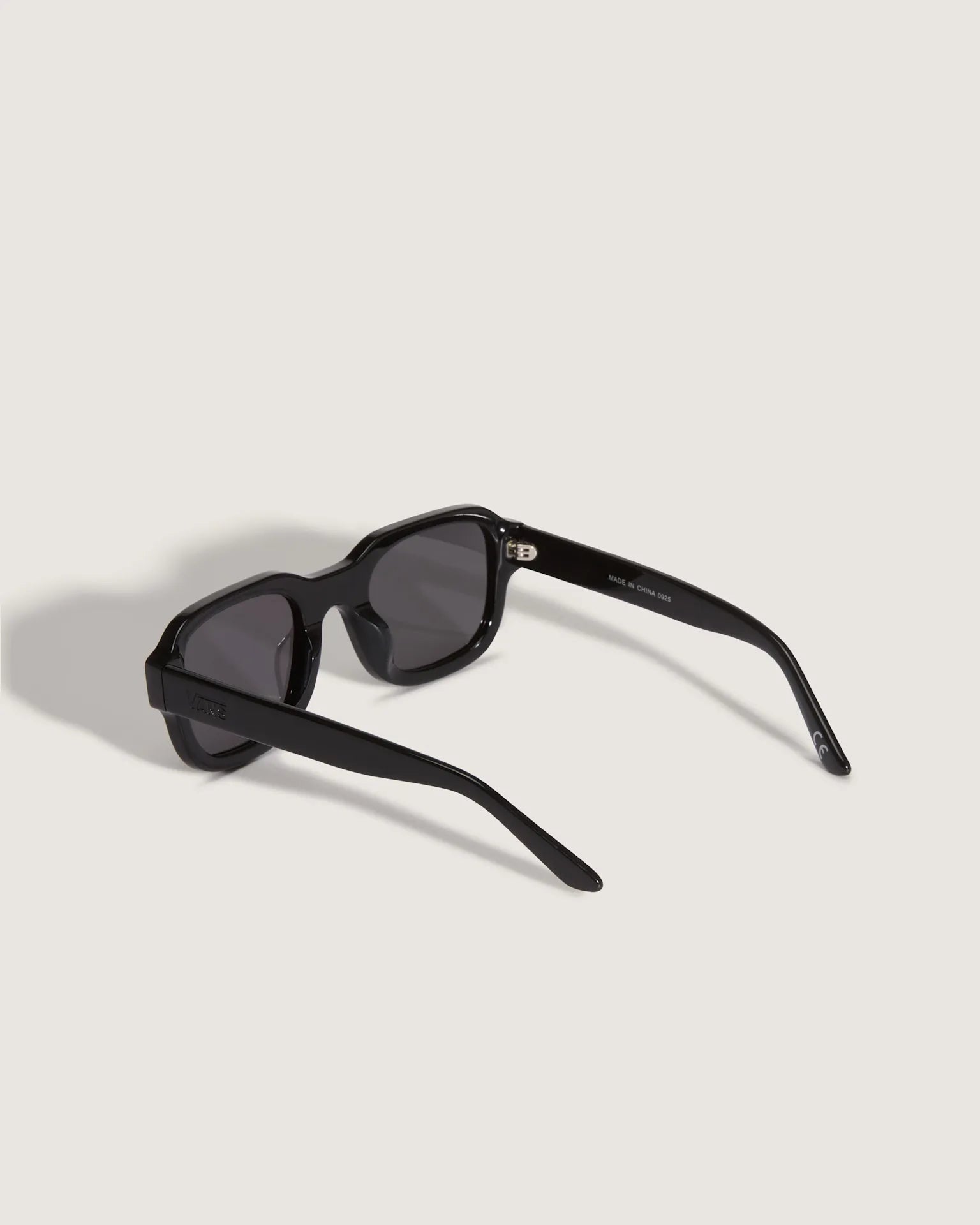 VANS 66 Sunglasses Black Napszemüveg VN000GMXBLK1 - 3