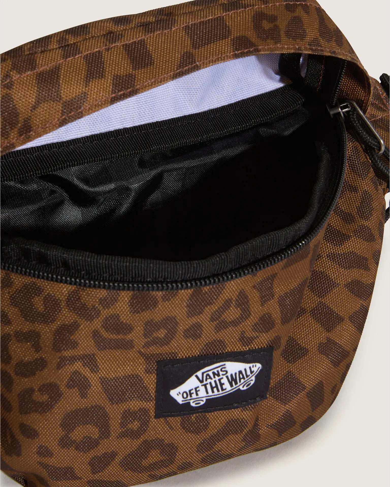 VANS Traveler Fanny Pack Dachshund Oldaltáska VN000HE67UG1 - 3
