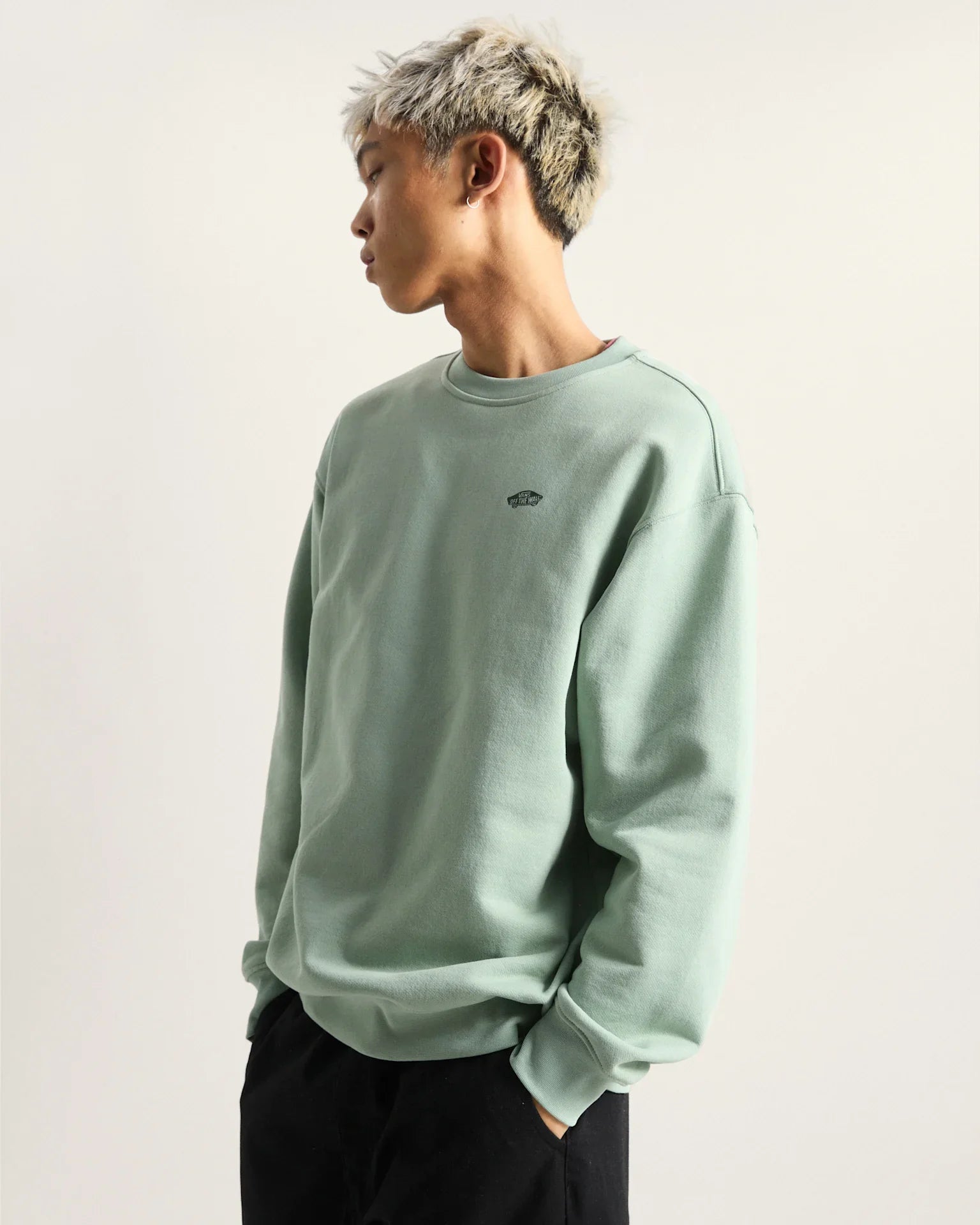 VANS STYLE 76 II LOOSE FT CREW Gray Olive kép 3