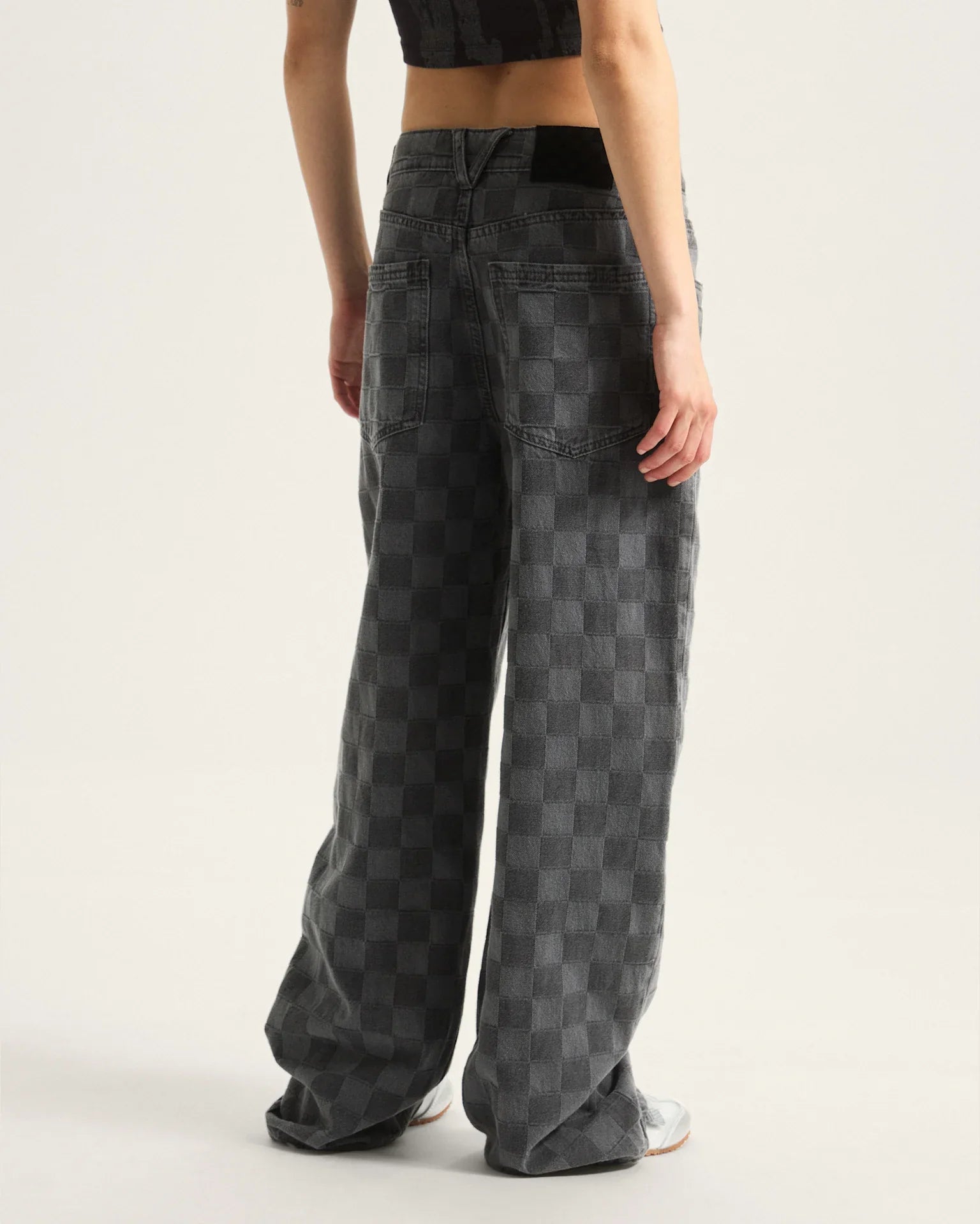 VANS Sirelle Novelty Puddle Pants Faded Black kép 2