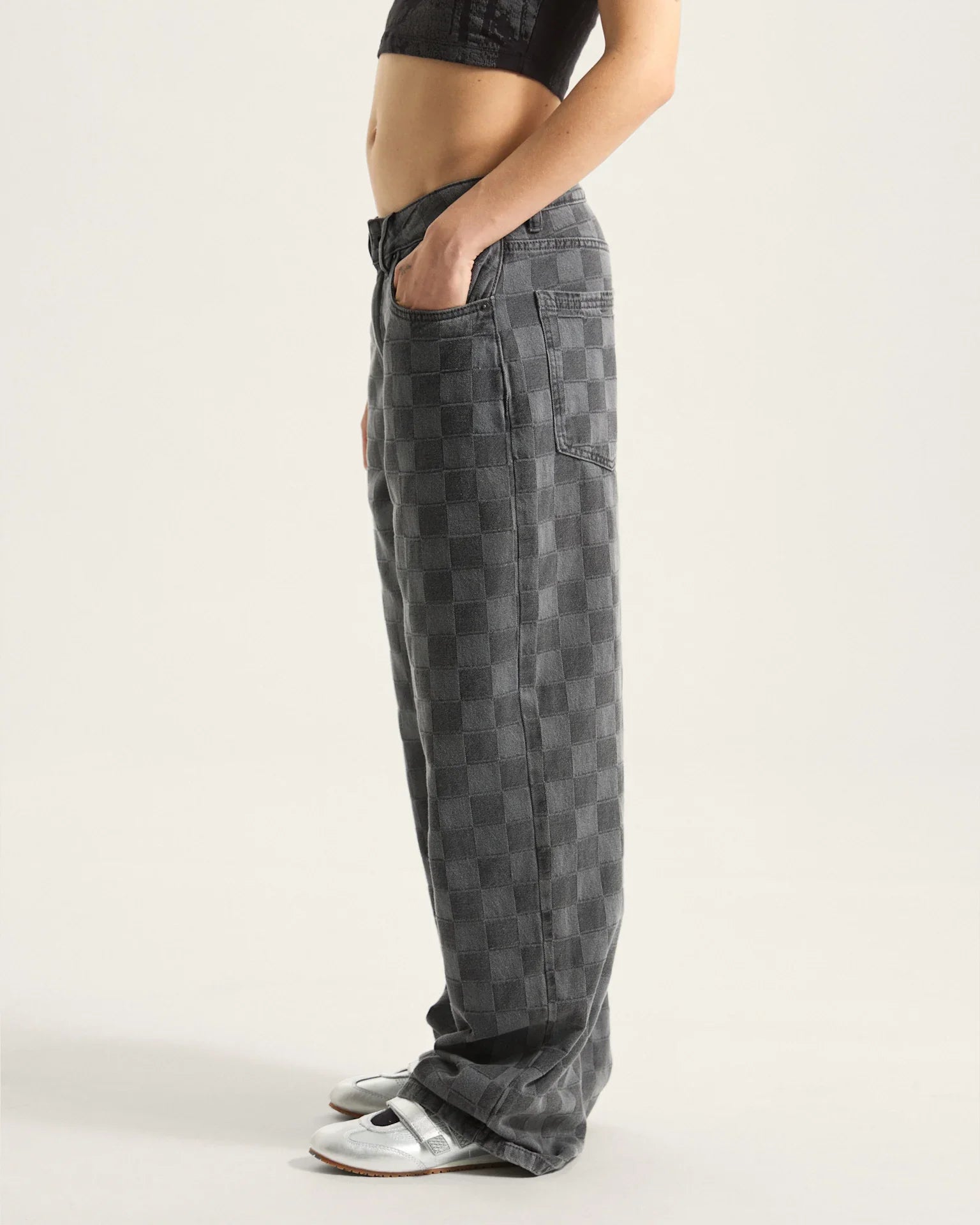 VANS Sirelle Novelty Puddle Pants Faded Black kép 3
