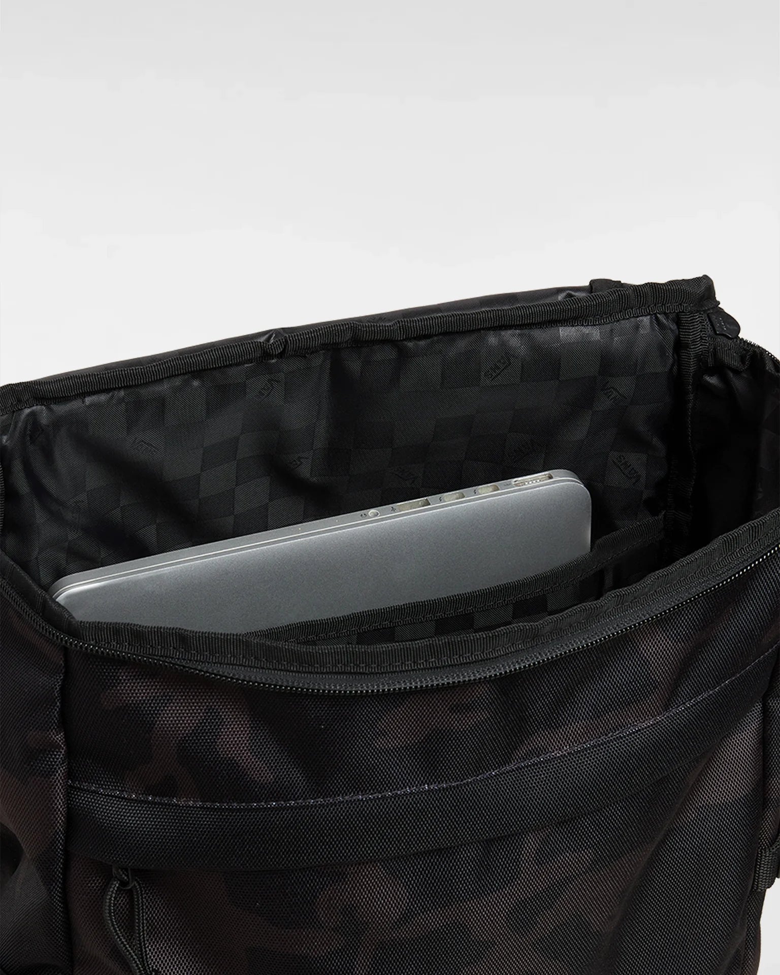 VANS Omit Backpack Black Camo kép 3