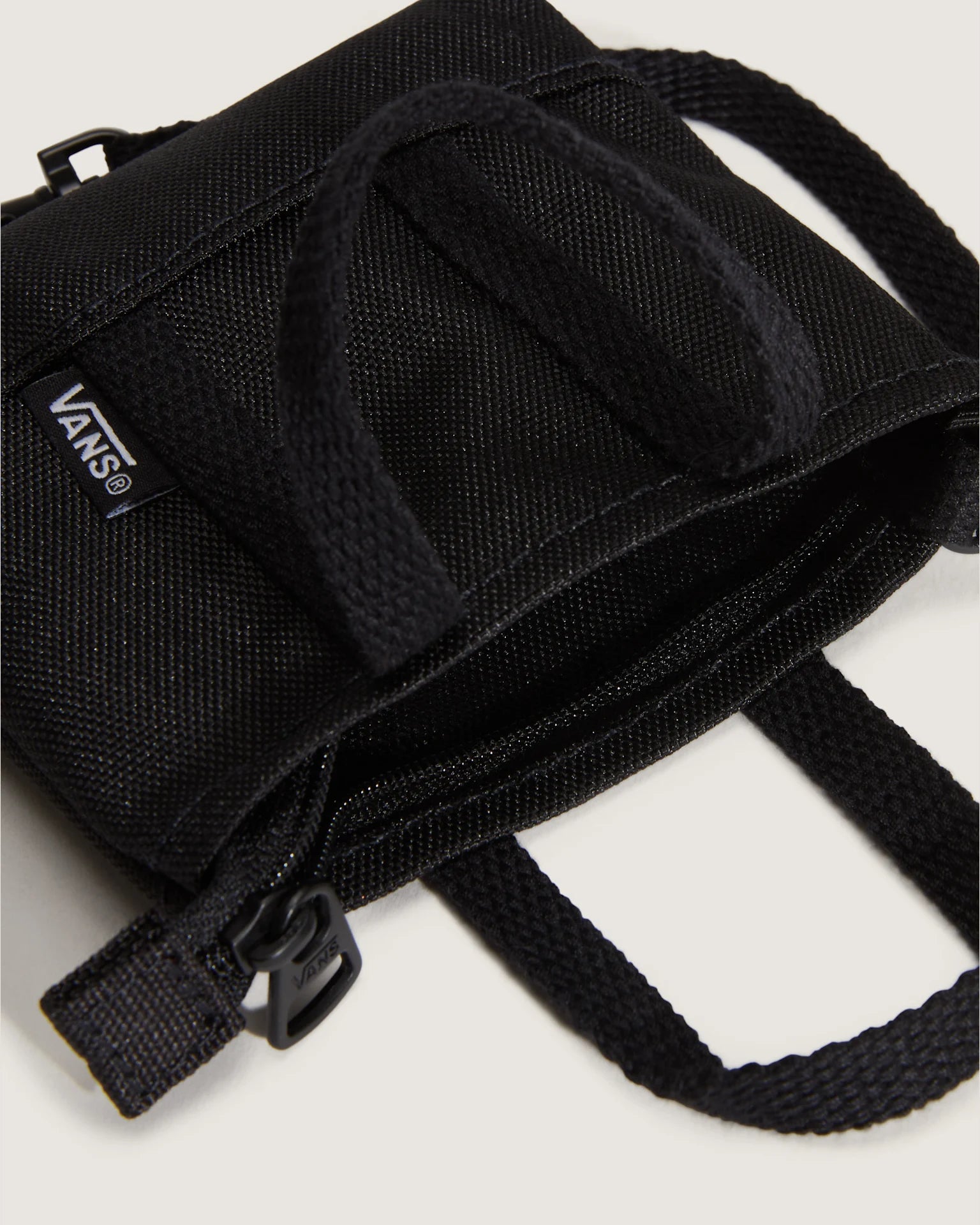 Vans Micro Pergs Tote Dachshund Minibag vn000q9c7ug1 3