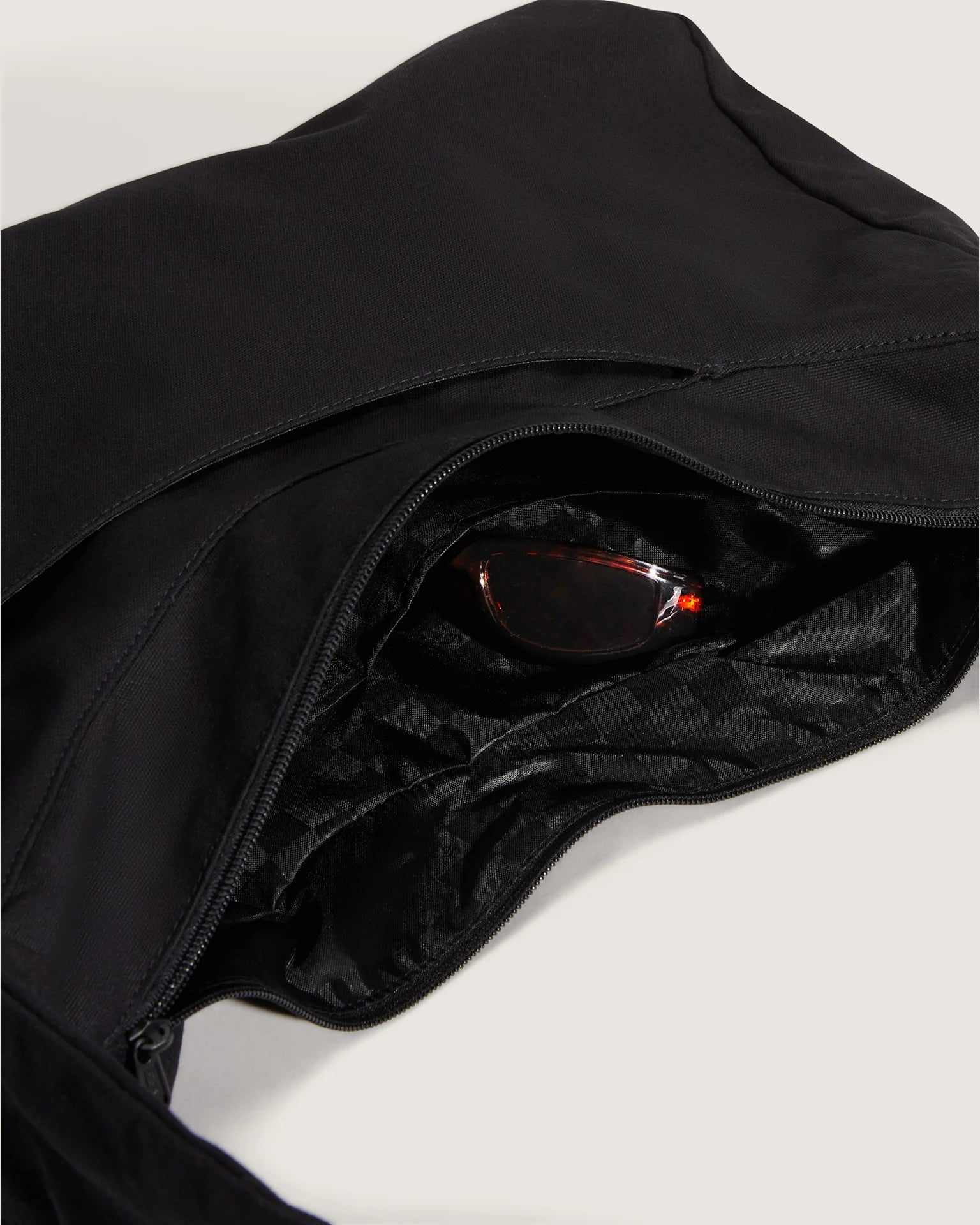 VANS Gotsman Messenger Black Oldaltáska VN000Q9DBLK1 - 3