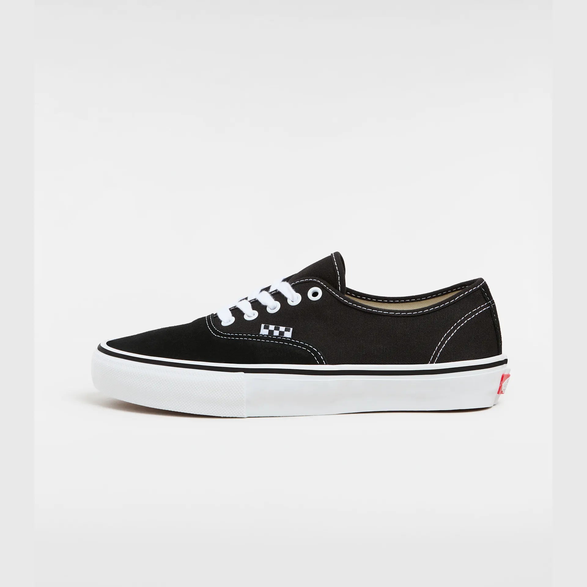 VANS Skate Authentic Black/White Cipő kép 6