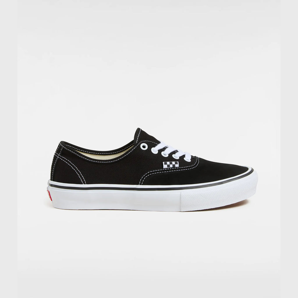 VANS Skate Authentic Black/White Cipő kép 1