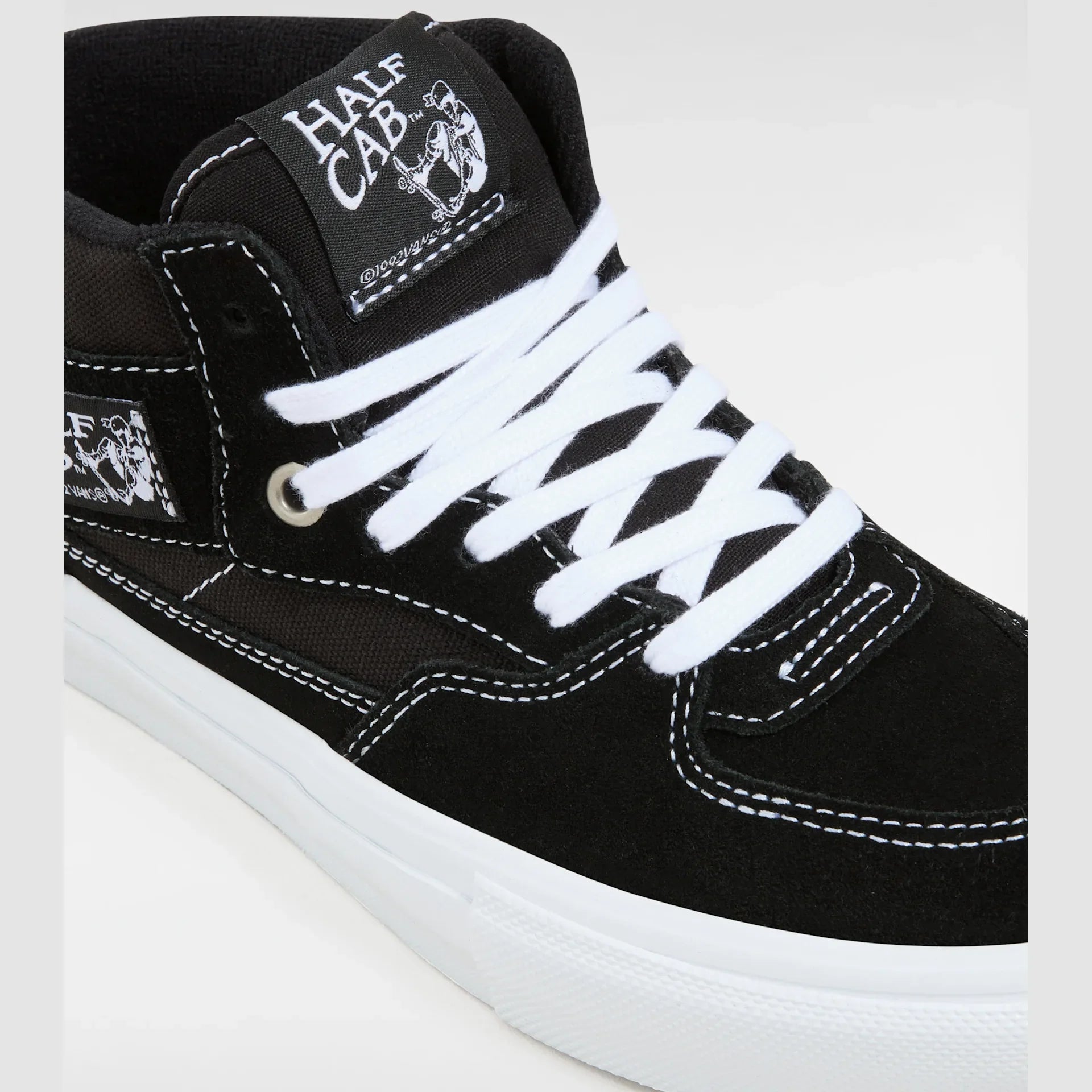 VANS Skate Half Cab Black/White Cipő kép 4