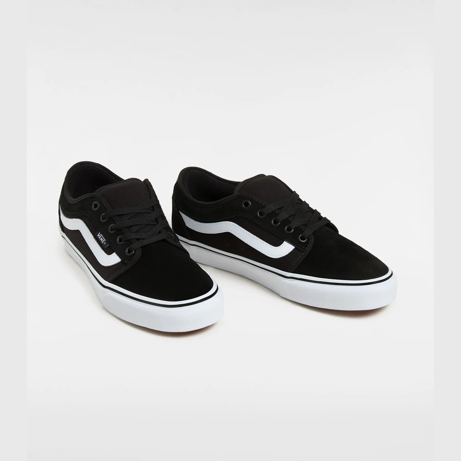 VANS Skate Chukka Low Sidestripe BLACK/WHITE Cipő kép 2